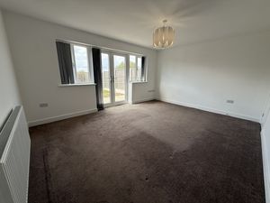 Lounge- click for photo gallery